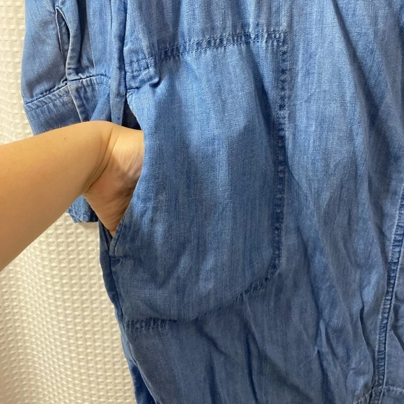 Lou & Grey Long Sleeve Chambray Dress - Picture 3 of 5